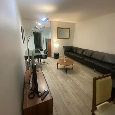 Apartment Tour Defense 2000 Magnifique
